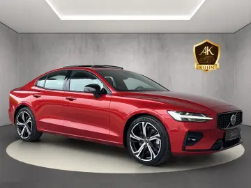 VOLVO S60 ULTIMATE DARK AWD 360  KAMERA LED HARMAN