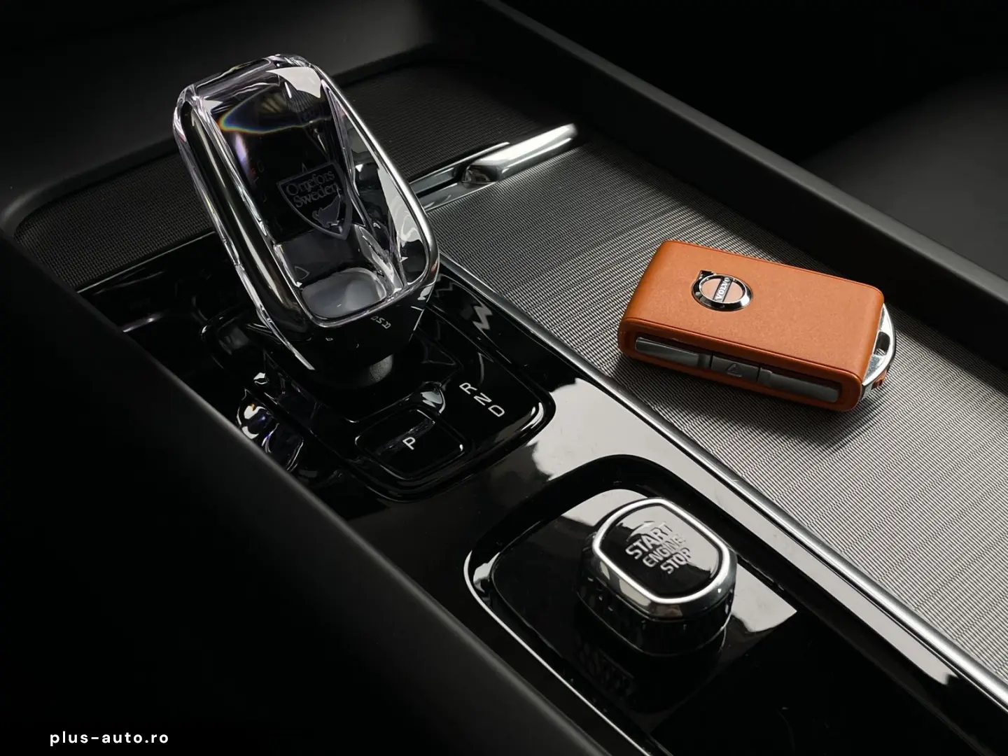 VOLVO S60 ULTIMATE DARK AWD 360  KAMERA LED HARMAN