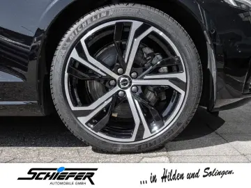 VOLVO S60 B5 B AWD Ultimate Dark