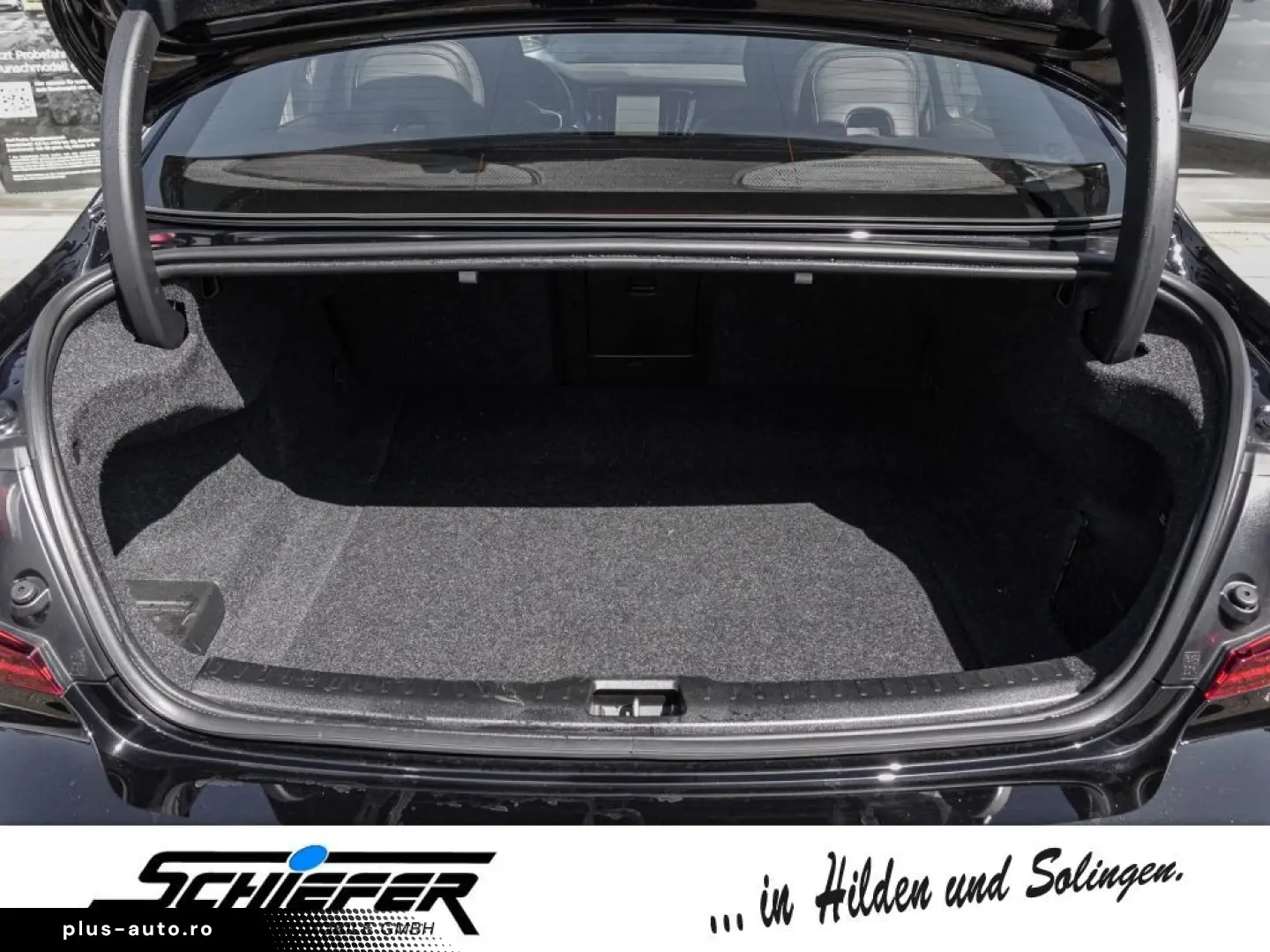 VOLVO S60 B5 B AWD Ultimate Dark