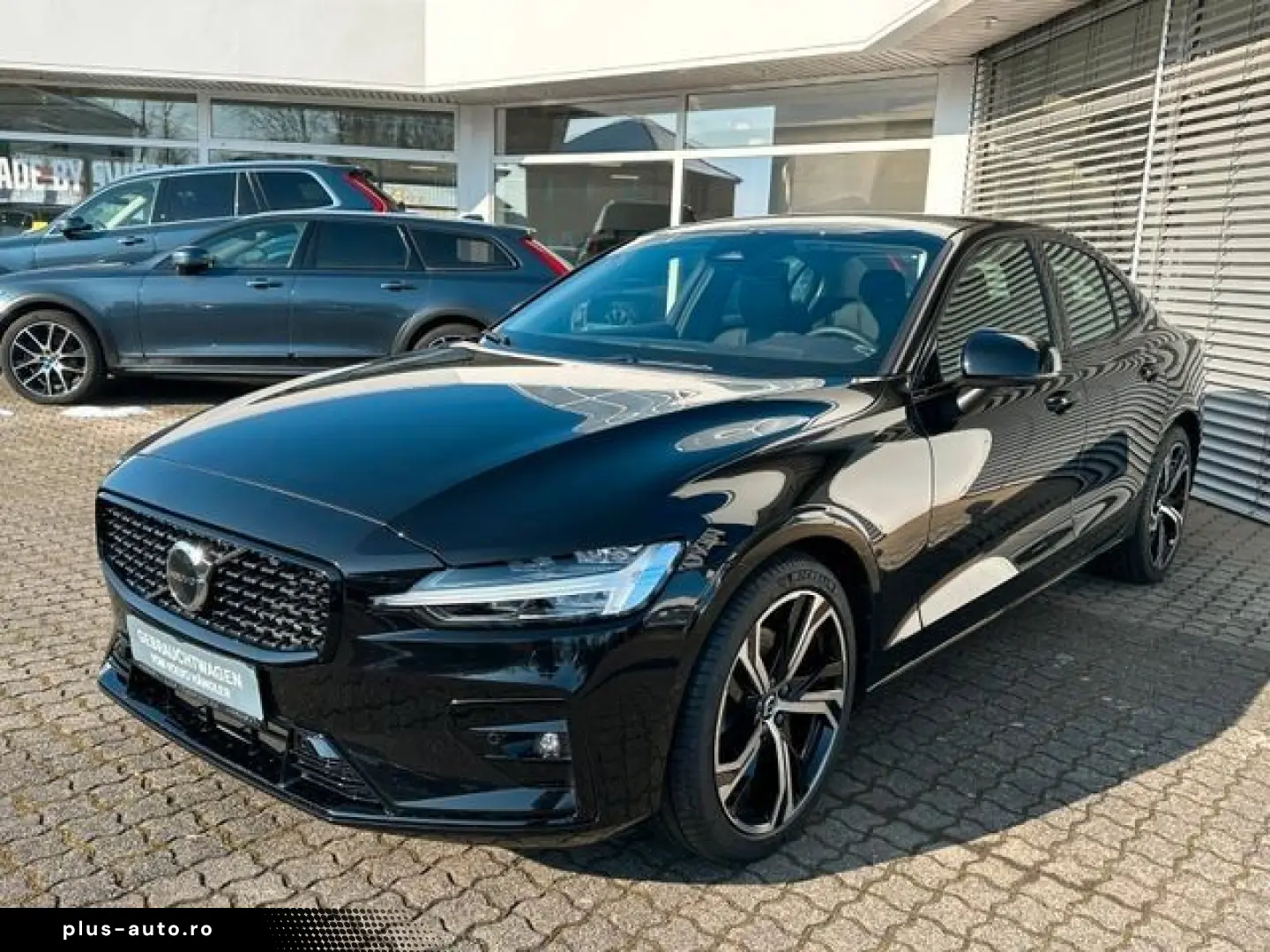 VOLVO S60 Lim. B4 Plus Dark ACC 19 Frontscheibenhzg