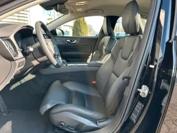 VOLVO S60 Lim. B4 Plus Dark ACC 19 Frontscheibenhzg