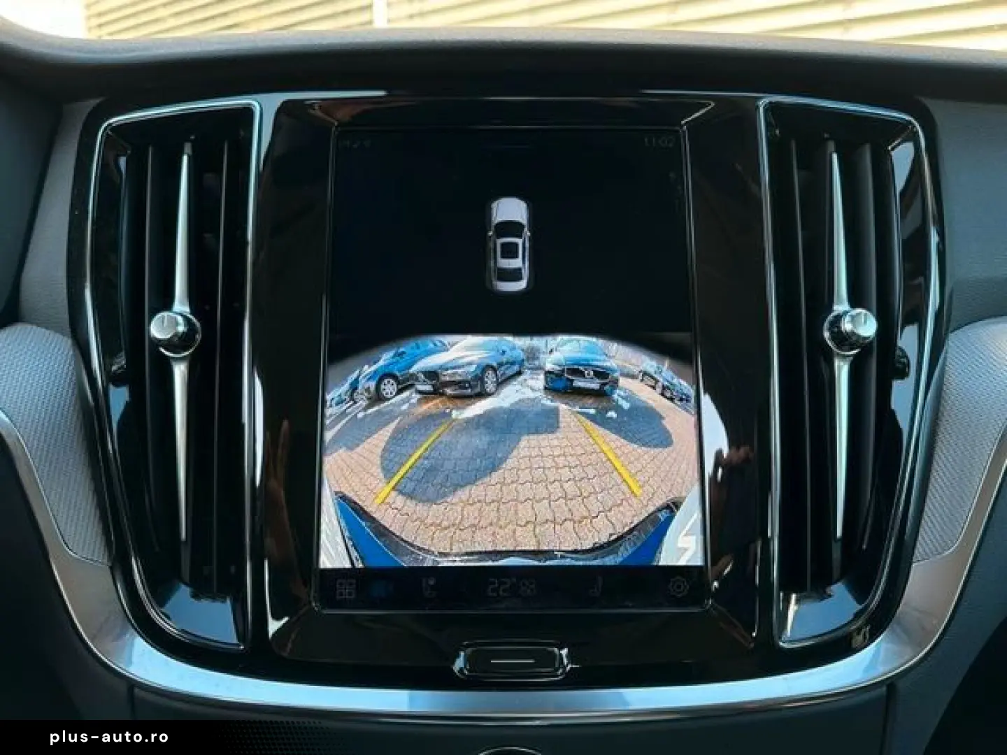 VOLVO S60 Lim. B4 Plus Dark ACC 19 Frontscheibenhzg