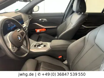 BMW 320 d xDrive M Sport 360 DrivingProf 19  HeadUp