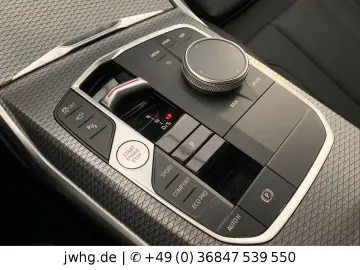 BMW 320 d xDrive M Sport 360 DrivingProf 19  HeadUp