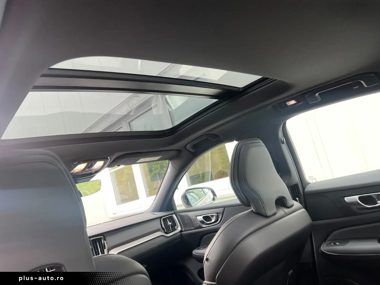 VOLVO S60 B5 AWD Geartronic Ultimate Dark -38%