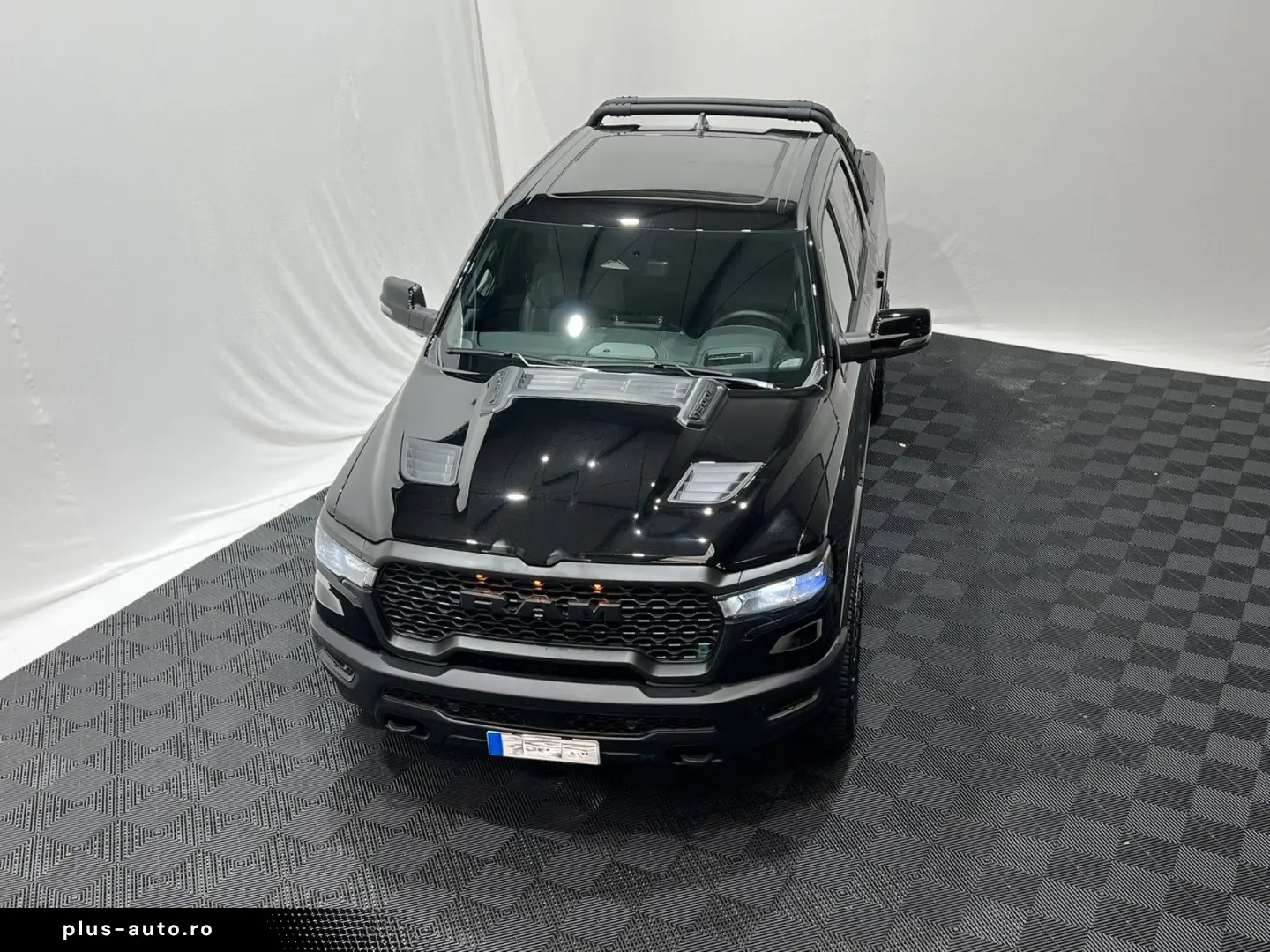 DODGE RAM 1500 Rebel Night Premium 3.0L MY25 RTR Umbau