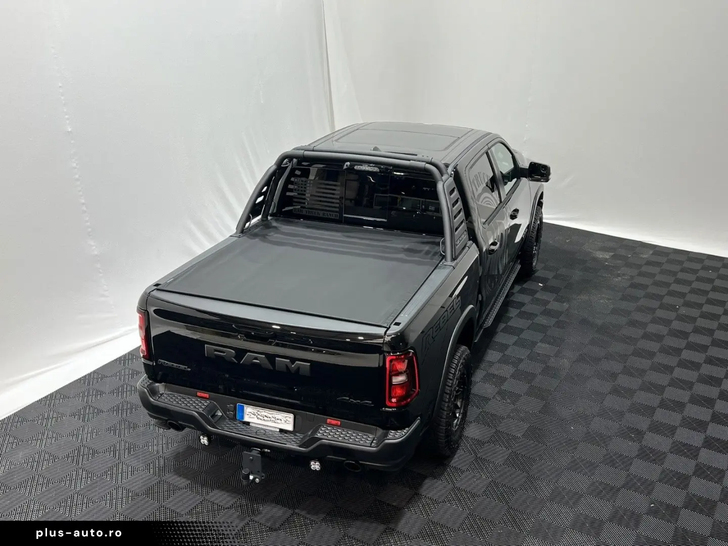 DODGE RAM 1500 Rebel Night Premium 3.0L MY25 RTR Umbau