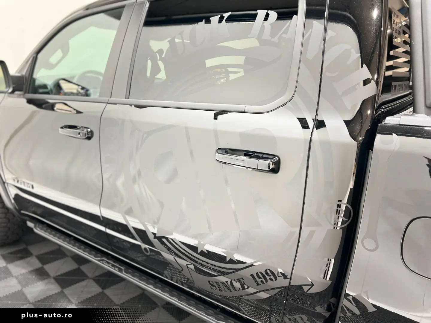 DODGE RAM 1500 Rebel Night Premium 3.0L MY25 RTR Umbau