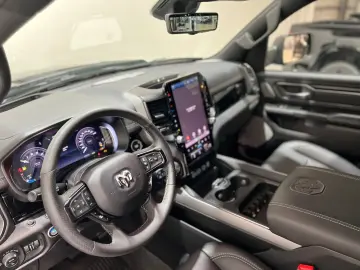 DODGE RAM 1500 Rebel Night Premium 3.0L MY25 RTR Umbau