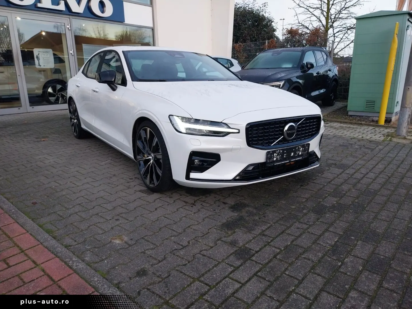 VOLVO S60 B5 Ultimate Dark AWD  Standheizung