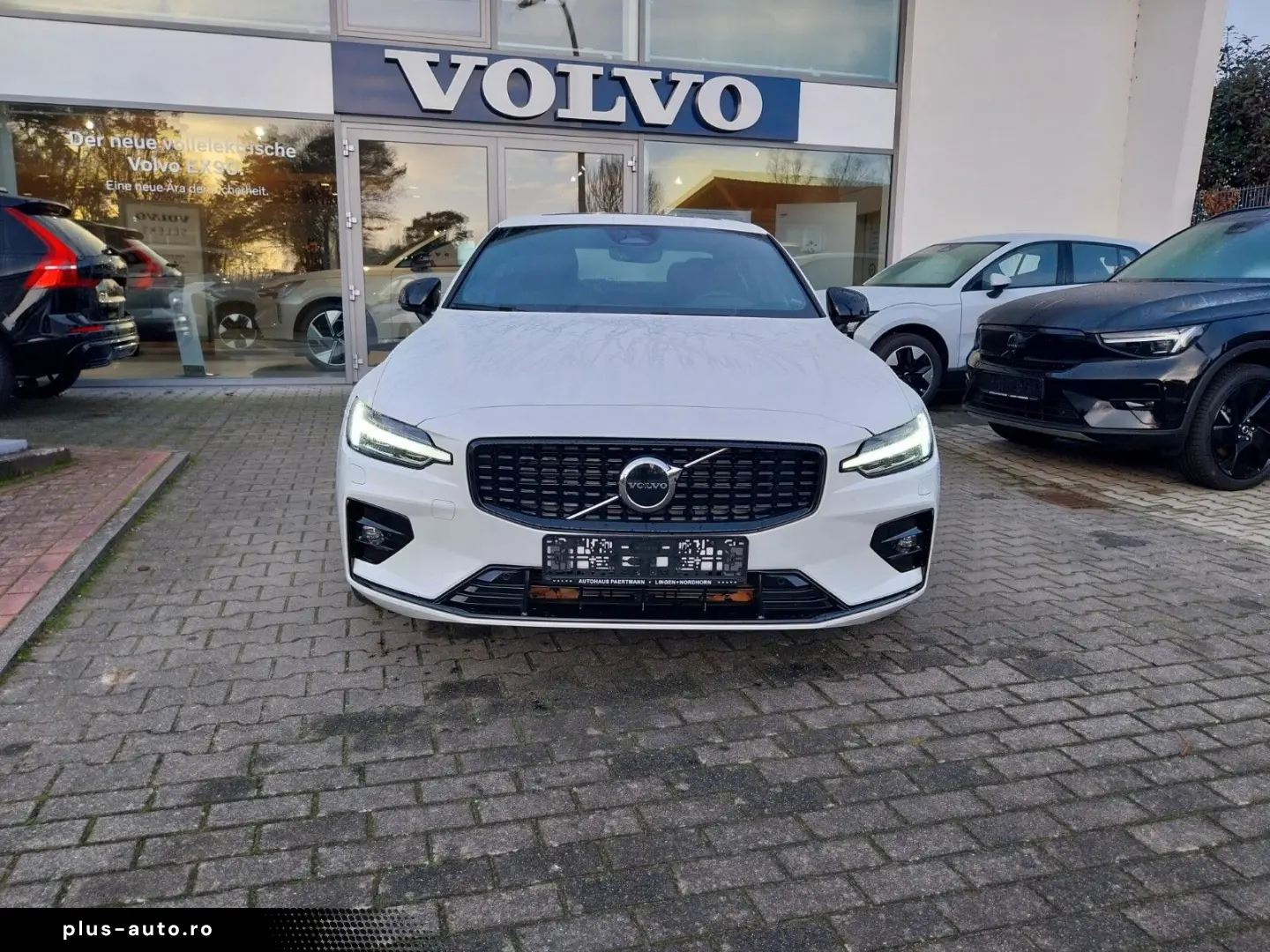 VOLVO S60 B5 Ultimate Dark AWD  Standheizung