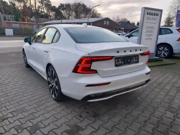 VOLVO S60 B5 Ultimate Dark AWD  Standheizung