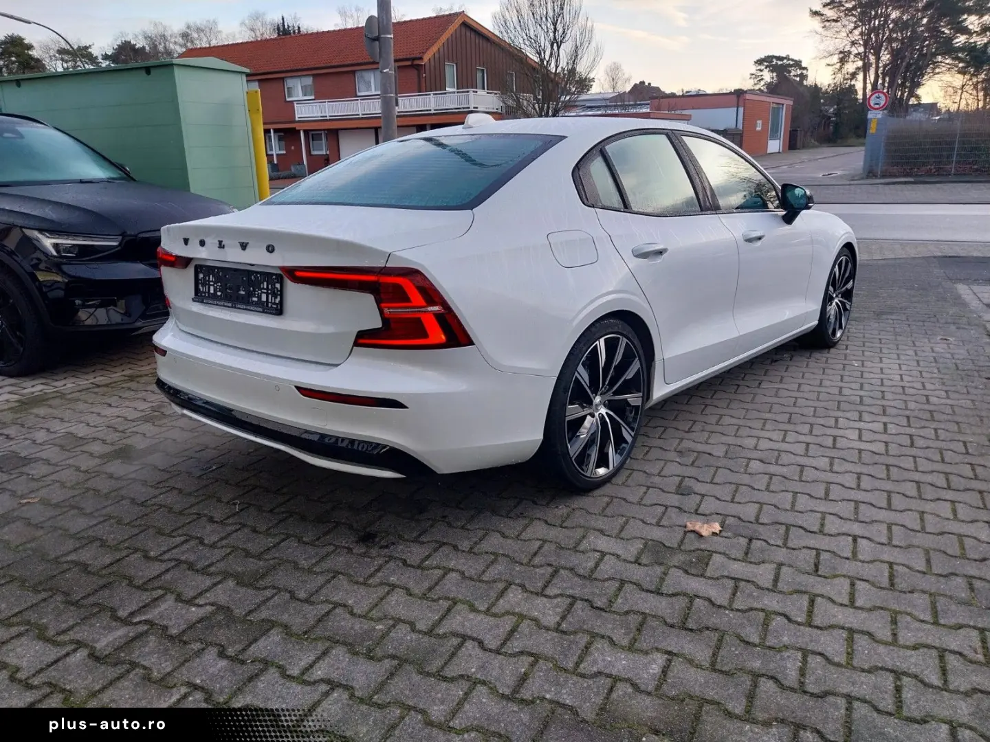 VOLVO S60 B5 Ultimate Dark AWD  Standheizung