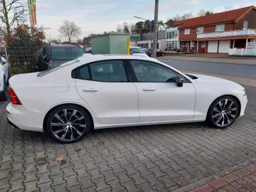 VOLVO S60 B5 Ultimate Dark AWD  Standheizung