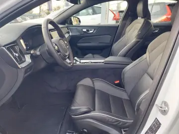 VOLVO S60 B5 Ultimate Dark AWD  Standheizung