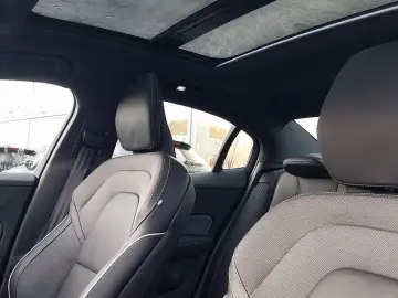 VOLVO S60 B5 Ultimate Dark AWD  Standheizung