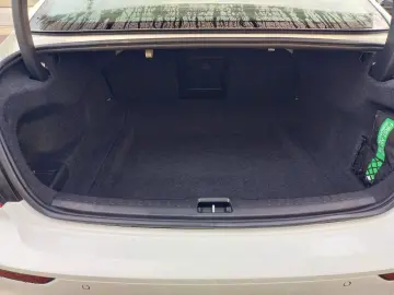 VOLVO S60 B5 Ultimate Dark AWD  Standheizung