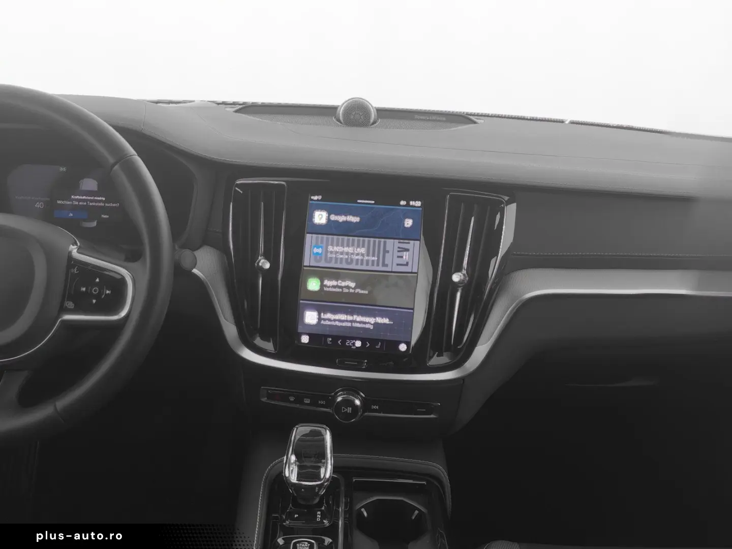 VOLVO S60 T8 Recharge Ultimate Dark 19  B&W AHK 360