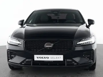 VOLVO S60 T8 Recharge Ultimate Dark 19  B&W AHK 360