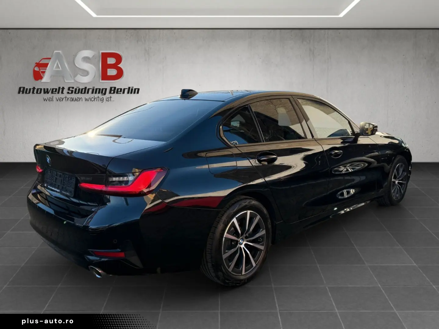 BMW 320 d xDrive Sport Line Head-UP LiveCockpit Auto