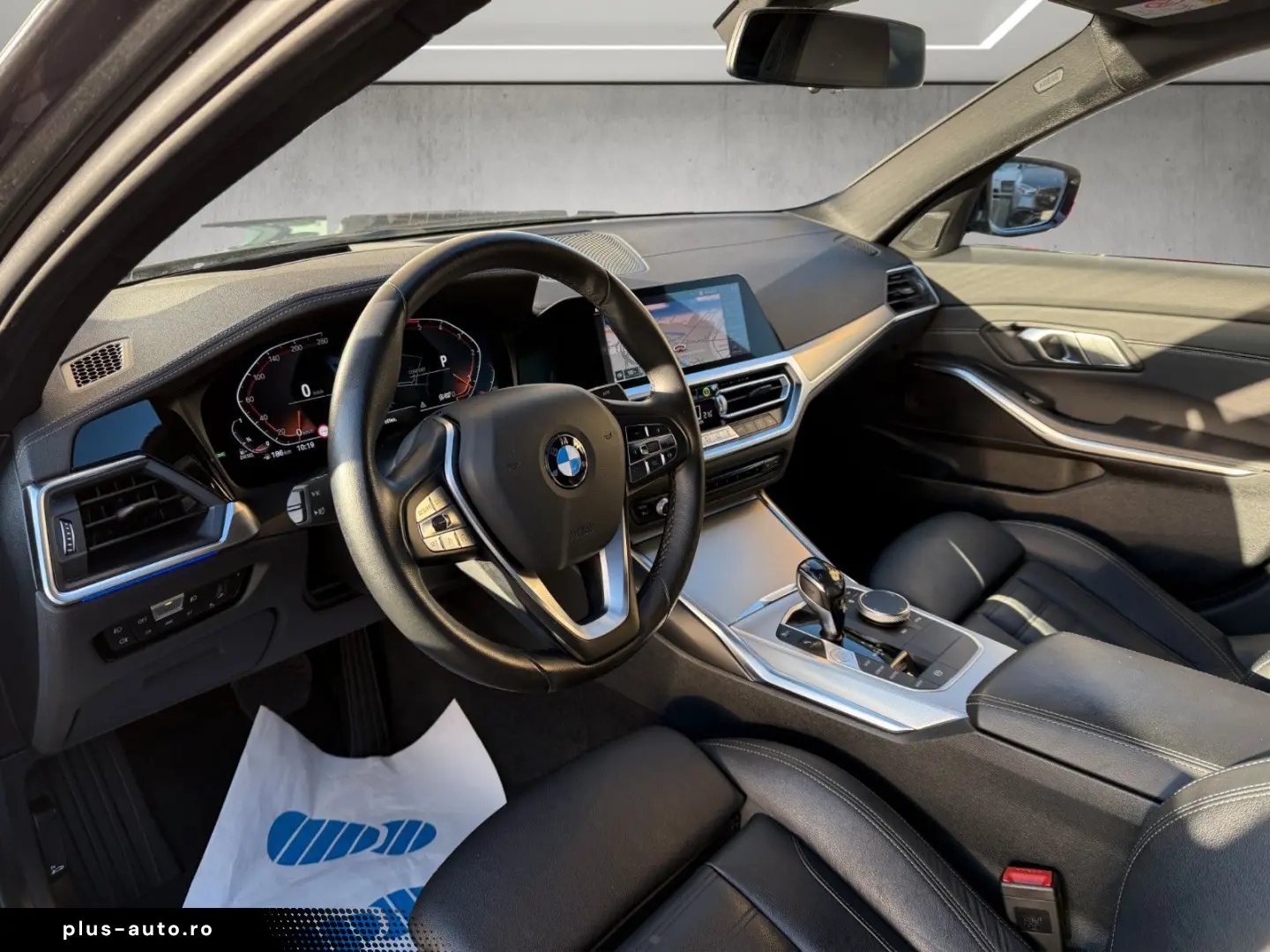 BMW 320 d xDrive Sport Line Head-UP LiveCockpit Auto