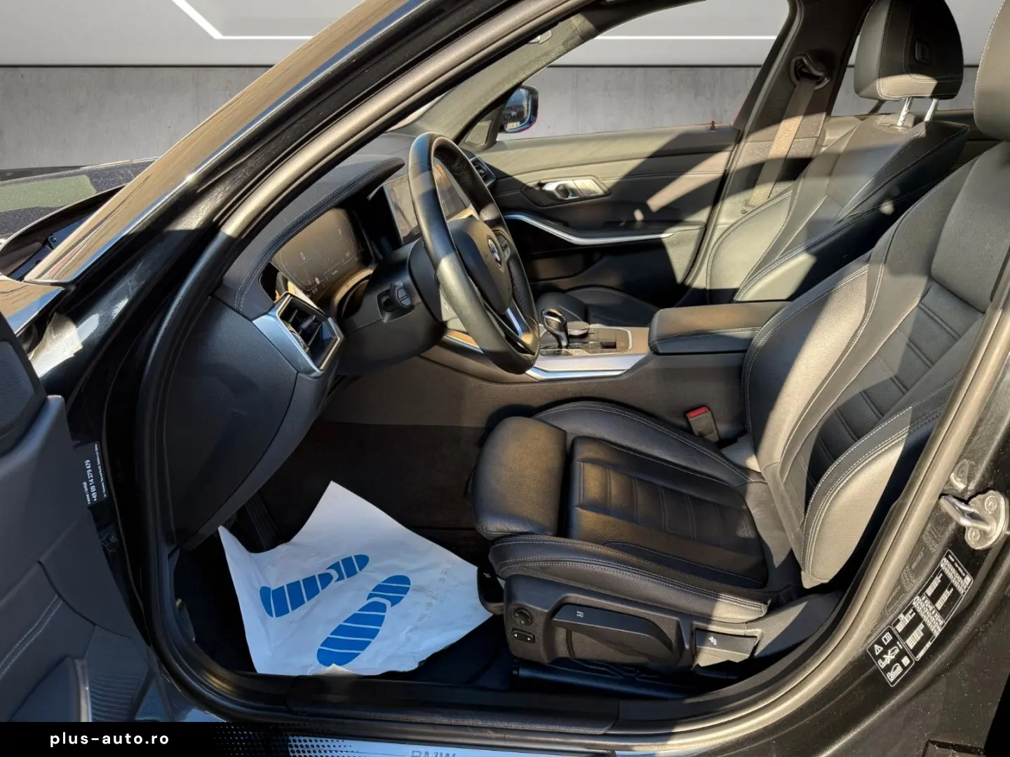 BMW 320 d xDrive Sport Line Head-UP LiveCockpit Auto