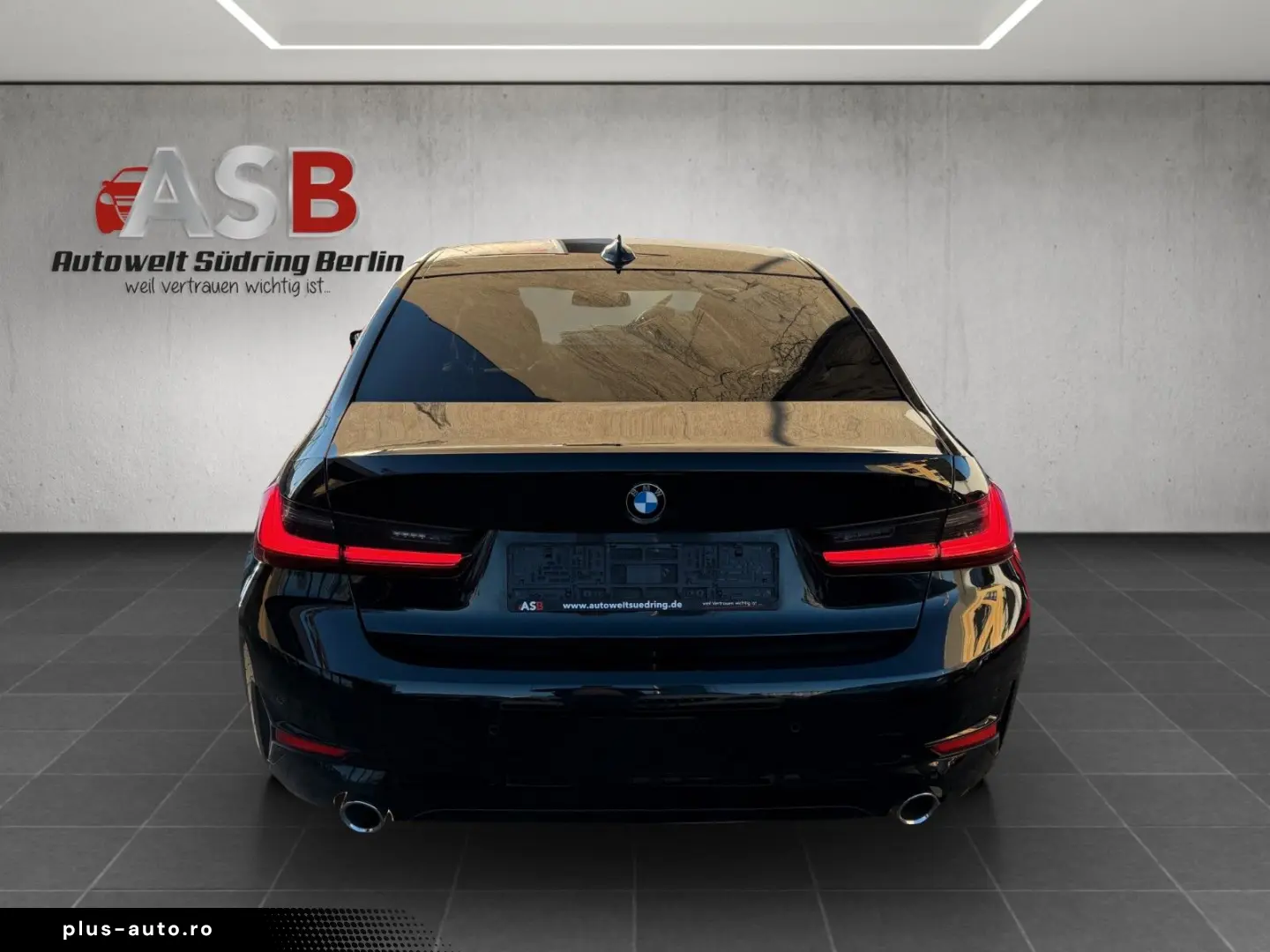 BMW 320 d xDrive Sport Line Head-UP LiveCockpit Auto