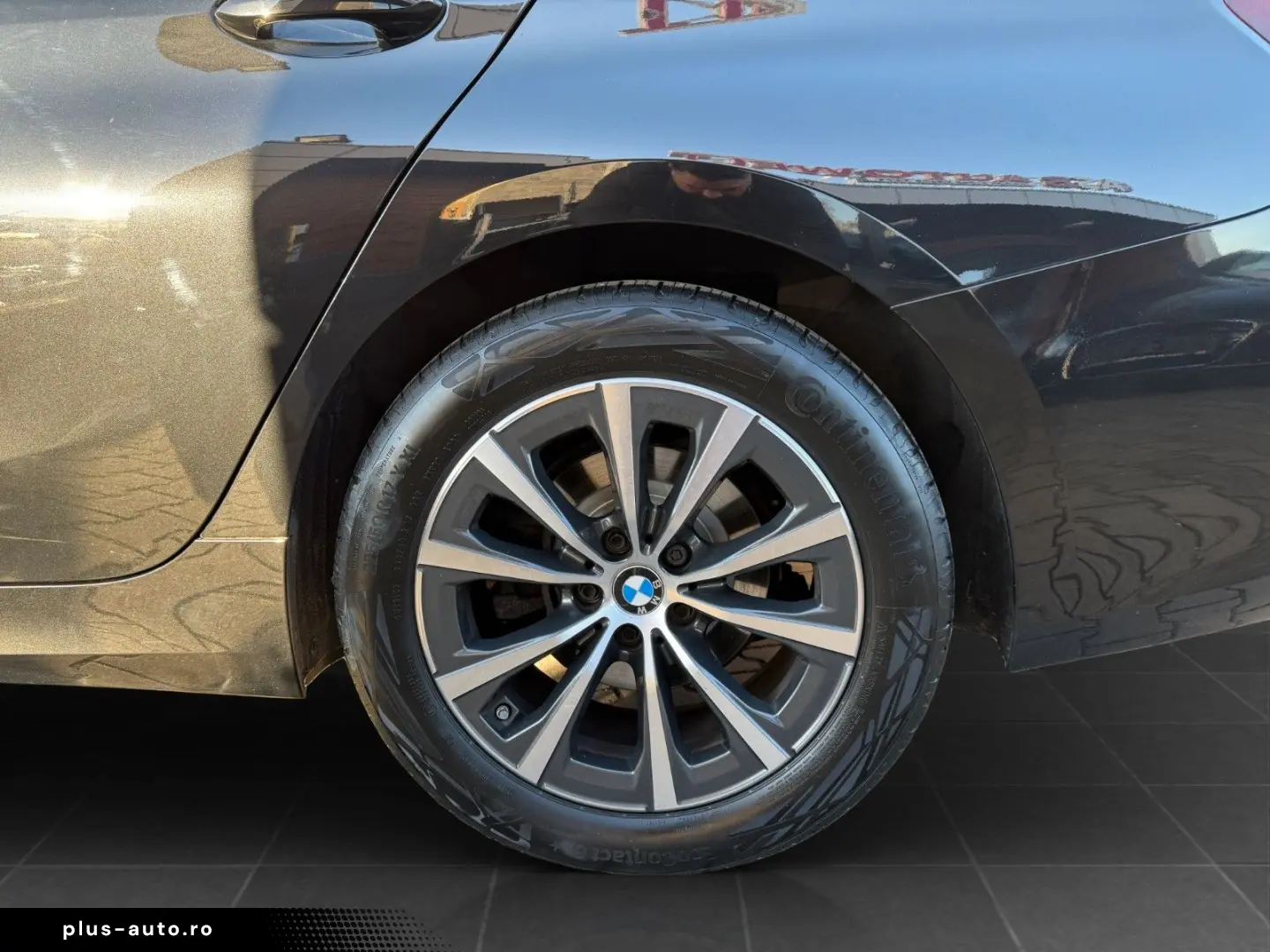 BMW 320 d xDrive Sport Line Head-UP LiveCockpit Auto