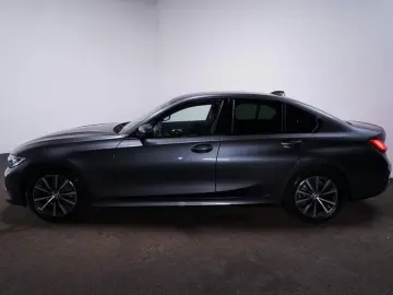 BMW 320d Limousine Sport Line Kamera ACC AUT LED Nav