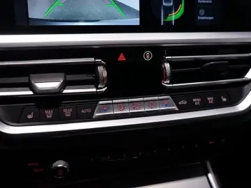 BMW 320d Limousine Sport Line Kamera ACC AUT LED Nav