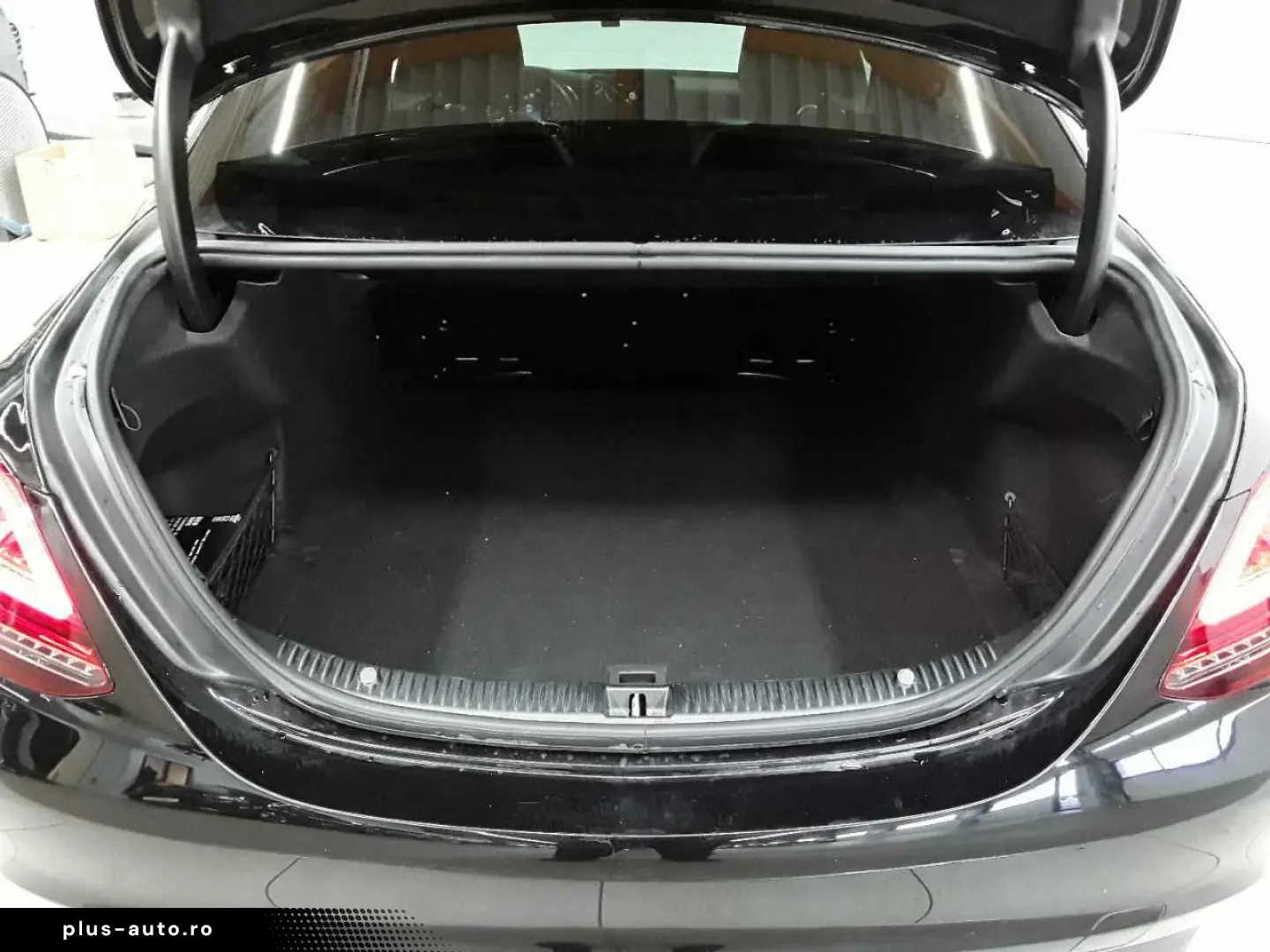 MERCEDES-BENZ C 220d 4Matic- AVA Excl BusiPL SD KomfP