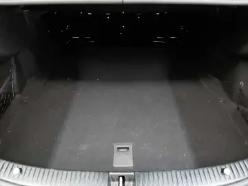 MERCEDES-BENZ C 220d 4Matic- AVA Excl BusiPL SD KomfP