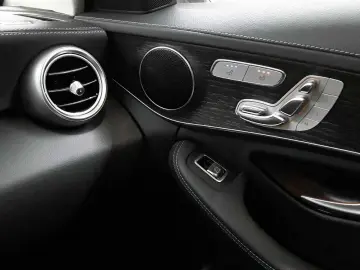 MERCEDES-BENZ C 220d 4Matic- AVA Excl BusiPL SD KomfP