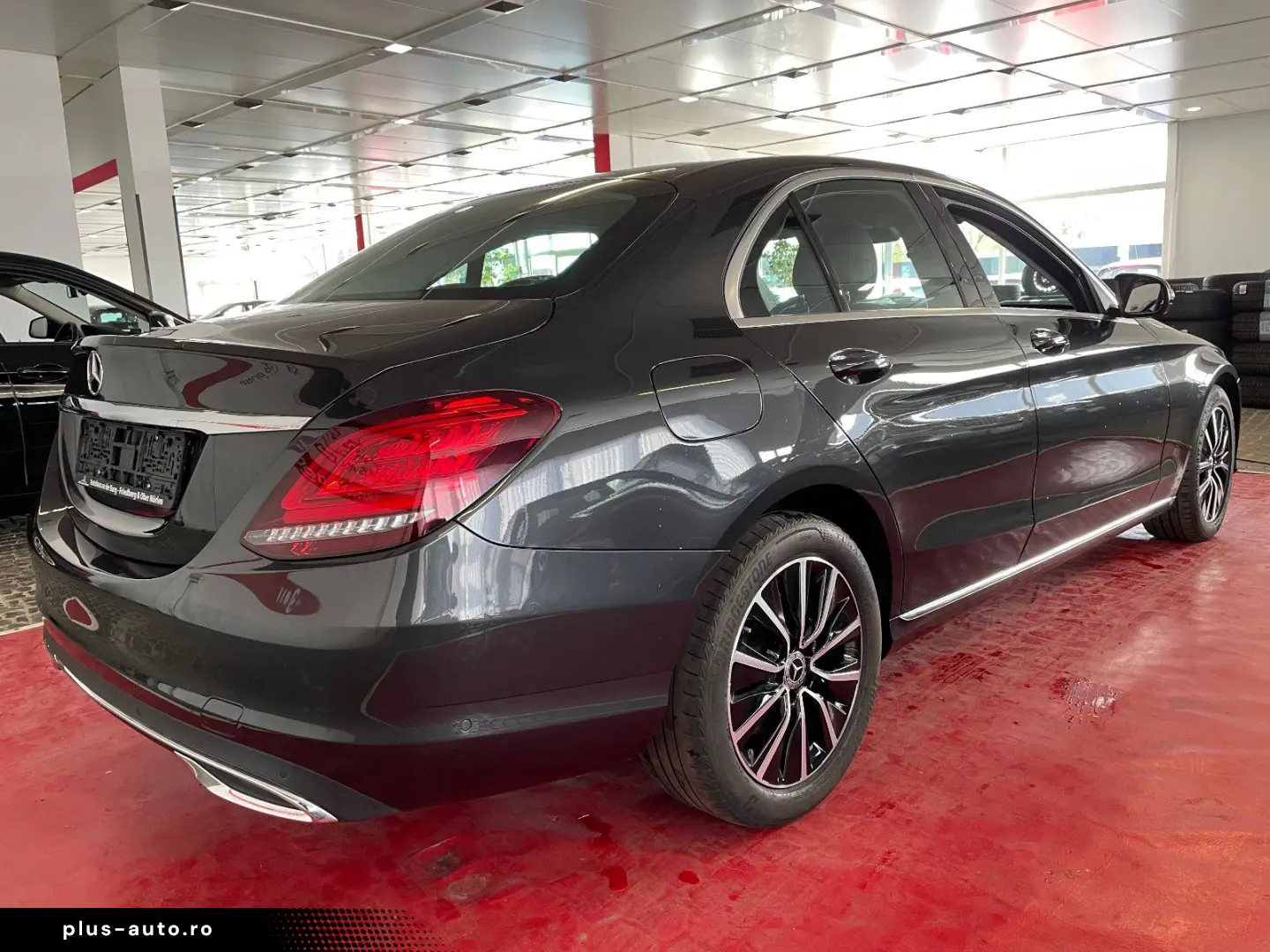 MERCEDES-BENZ C 220 d