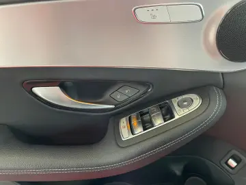 MERCEDES-BENZ C 220 d