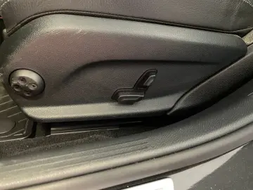 MERCEDES-BENZ C 220 d