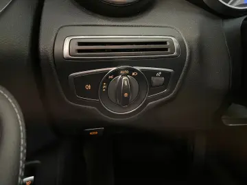 MERCEDES-BENZ C 220 d