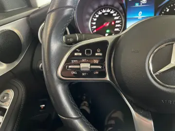 MERCEDES-BENZ C 220 d