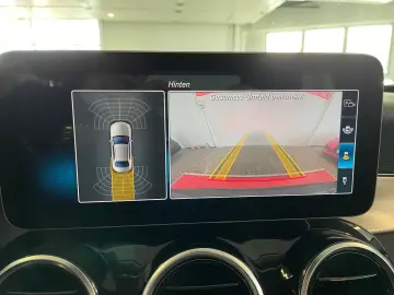 MERCEDES-BENZ C 220 d