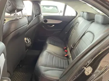 MERCEDES-BENZ C 220 d