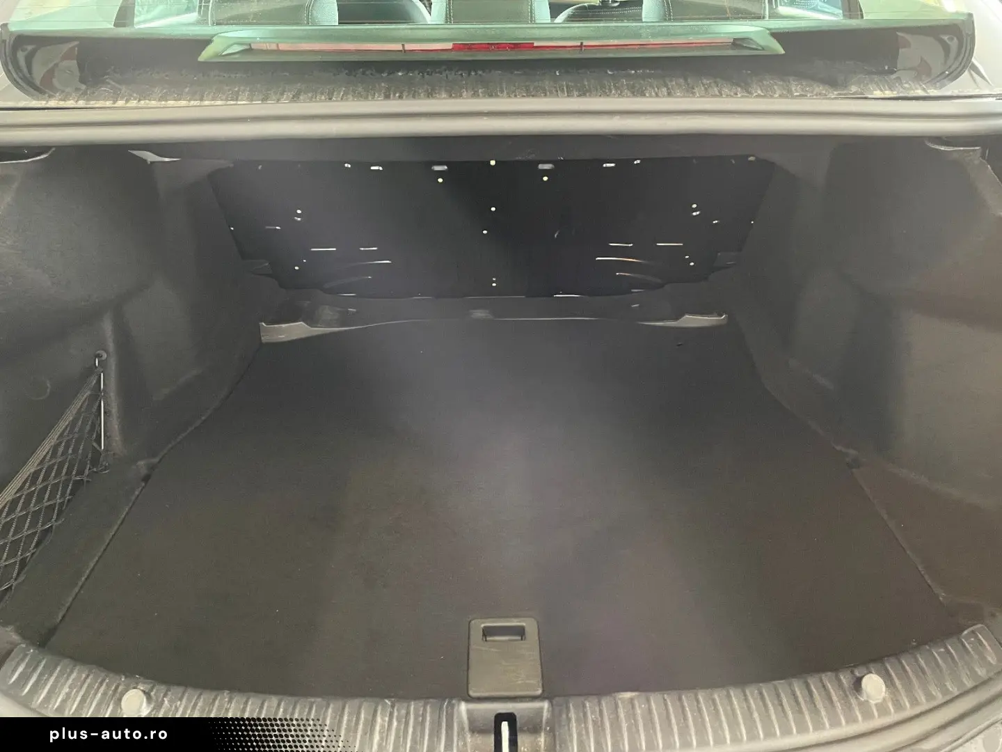 MERCEDES-BENZ C 220 d