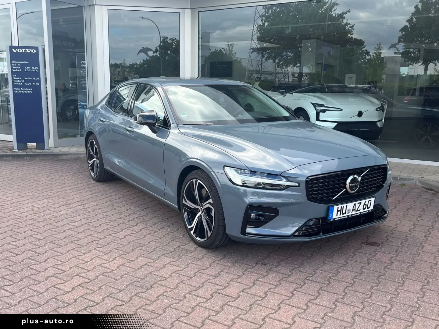 VOLVO S60 B5 AWD Ultimate Dark Auto