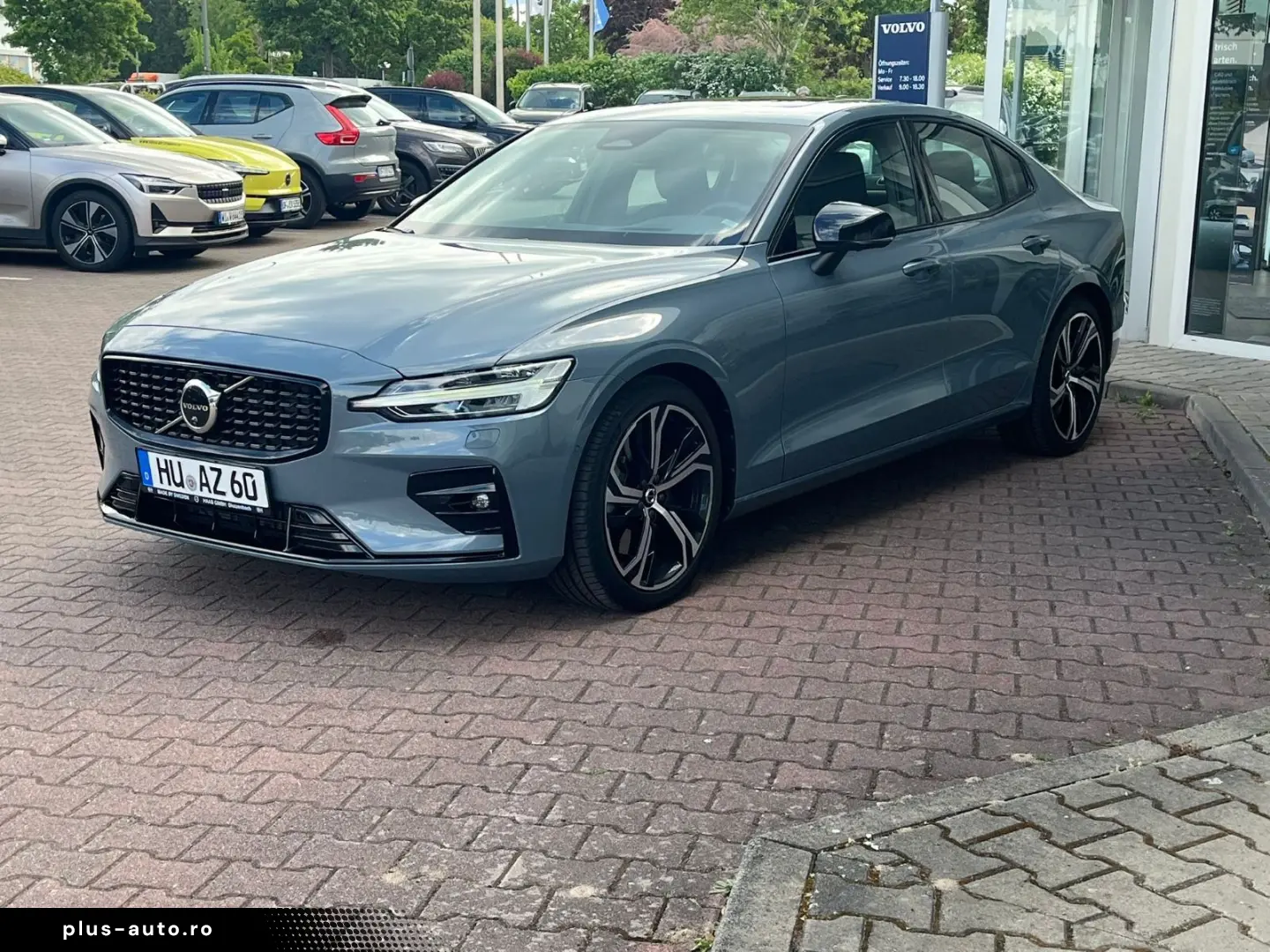 VOLVO S60 B5 AWD Ultimate Dark Auto