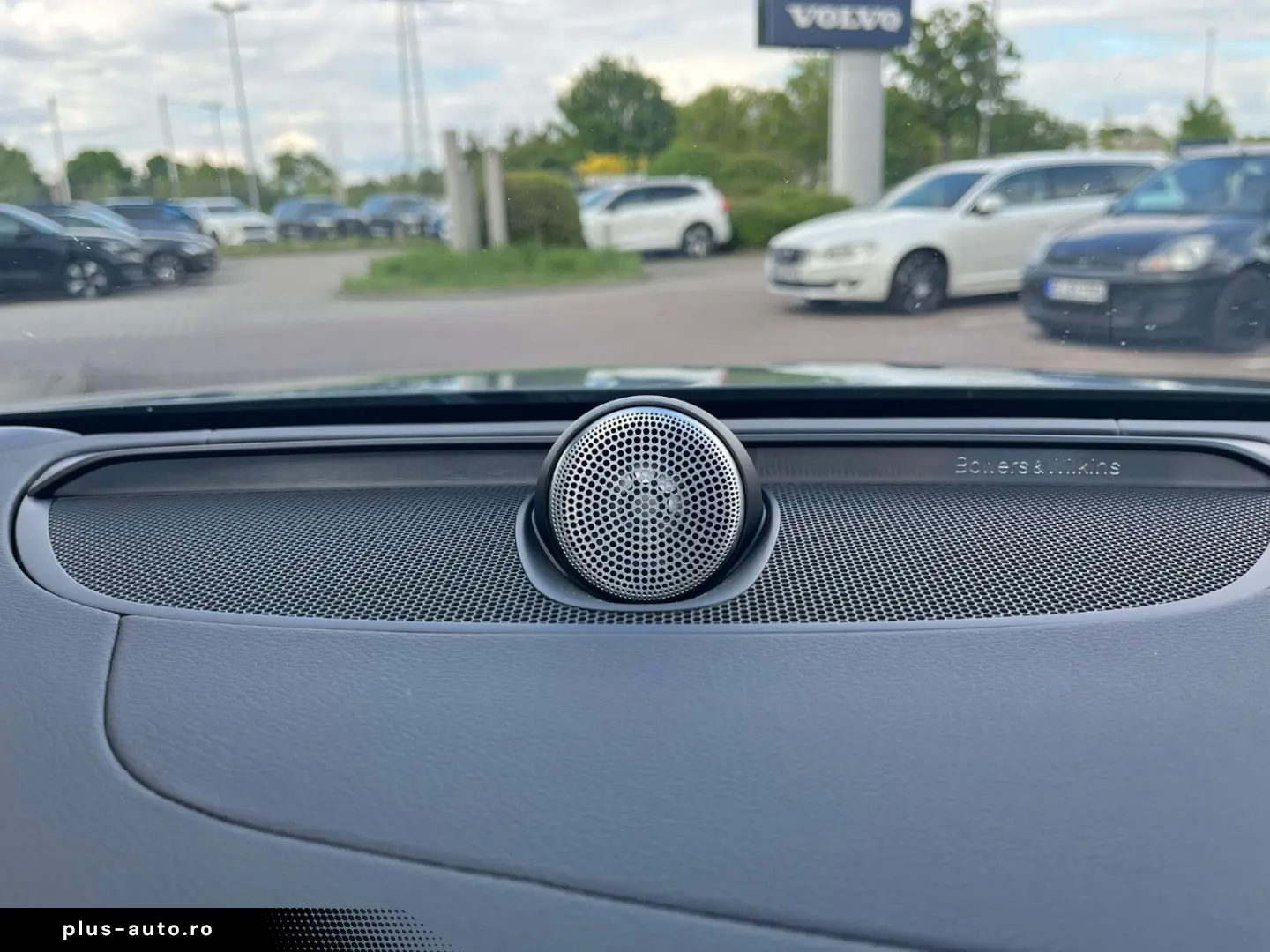 VOLVO S60 B5 AWD Ultimate Dark Auto