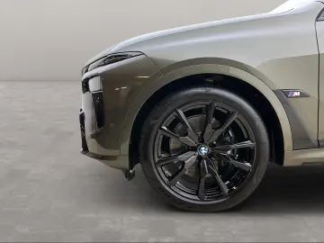 BMW X7 M60i xDrive M Sport Standheizung Massage AHK
