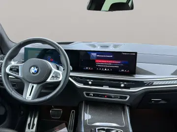 BMW X7 M60i xDrive M Sport Standheizung Massage AHK