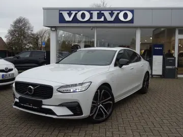 VOLVO S90 T8 AWD Ultimate Dark HUD B&W FOUR-C 360