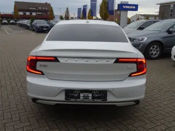 VOLVO S90 T8 AWD Ultimate Dark HUD B&W FOUR-C 360