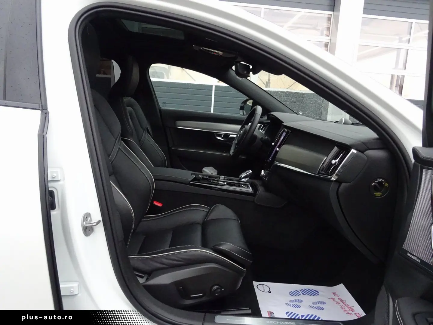 VOLVO S90 T8 AWD Ultimate Dark HUD B&W FOUR-C 360